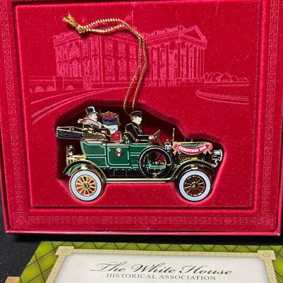 The White House Historical Association 2012 Collectible Christmas Ornament - Picture 4 of 5